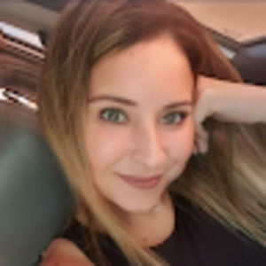 Meet your Posher, Ana julia